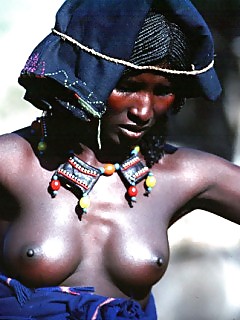 Shocking Africa Ebony Spreading Close Up