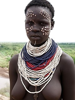 Shocking Africa Sloppy Ebony Blow Jobs