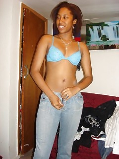 Ebony Amateurs Young Black Pussy