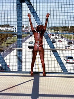 Black Girlfriends Ebony Shaved Pussy